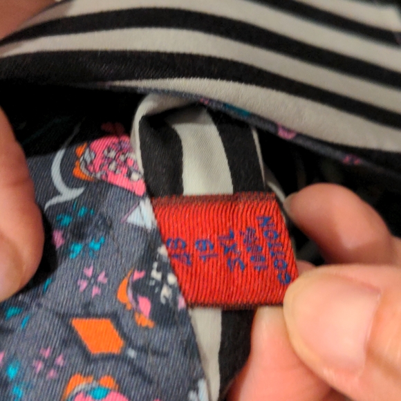 Robert Graham button down shirt - Picture 3 of 5